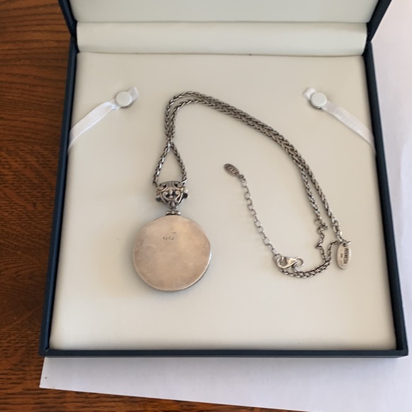 Stunning Vintage ExEx Pink Mother of Pearl Round Benzel SS Pendant 22” SS Chain - Picture 4 of 6